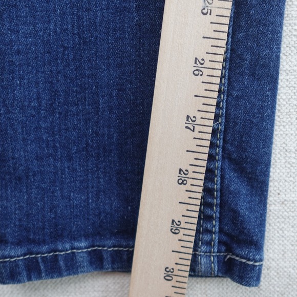 Levi‎ 524 Jeans Womens 2 Blue Skinny Leg Low Rise Medium Wash Red Tag Preppy - Picture 12 of 13